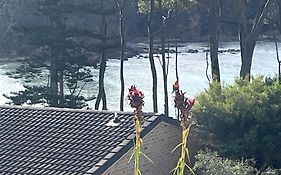 Denhams Beach Side Holiday Apartment